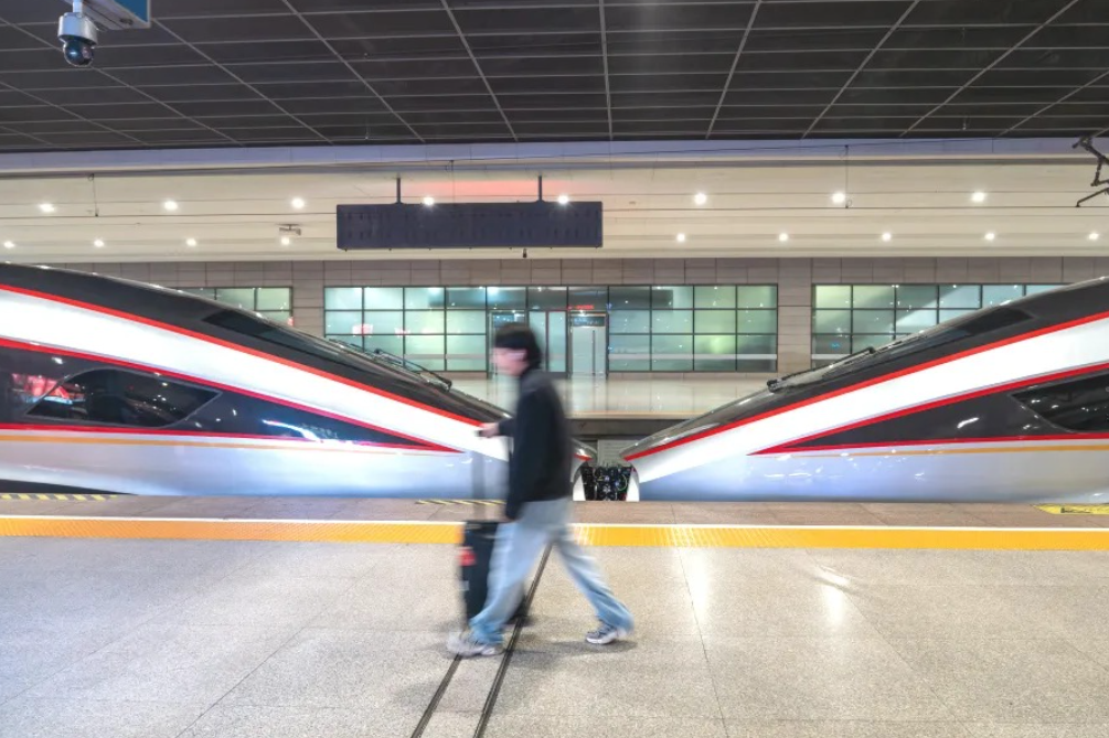 敦促美方立即停止全球范围内网络攻击