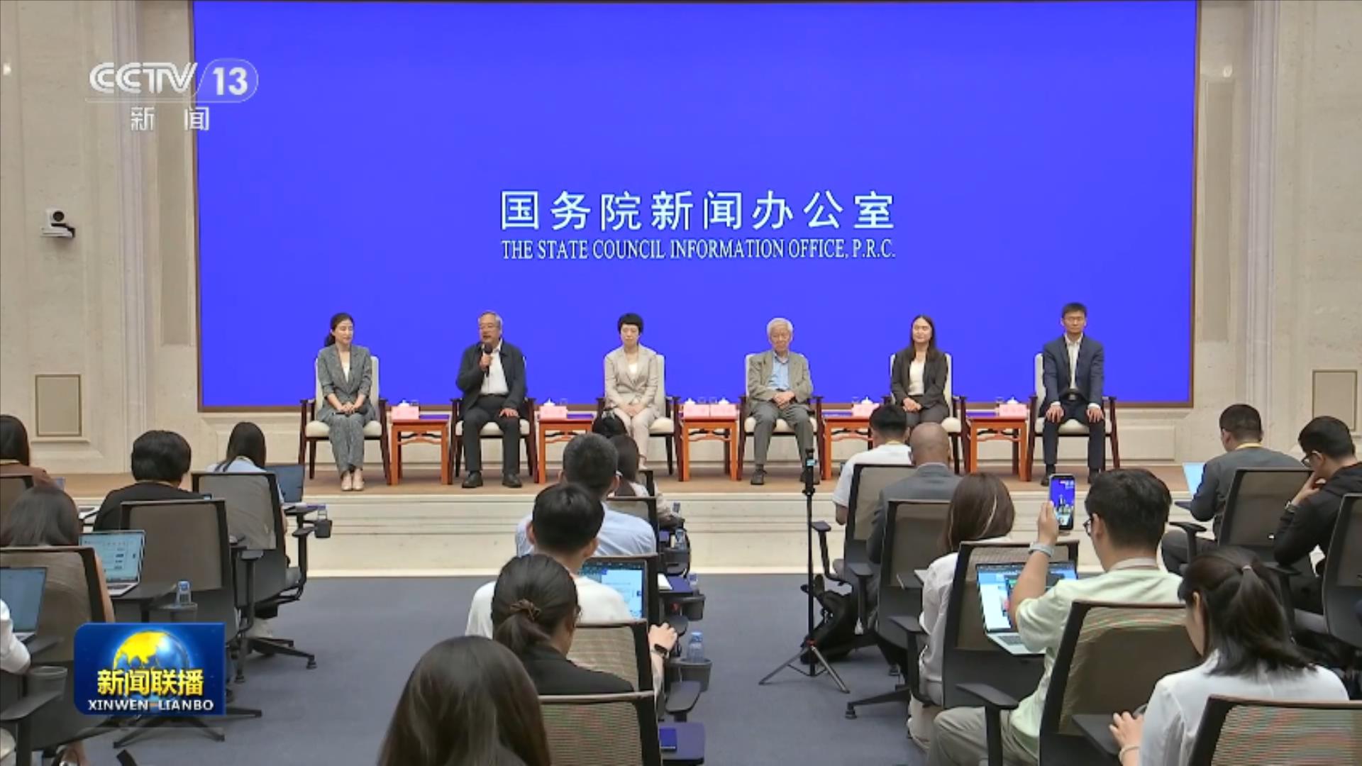 中国的现代化之路既发展自身又造福世界