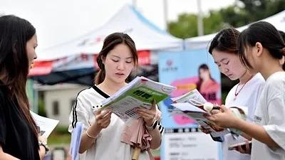 东部战区开展联合利剑演习
