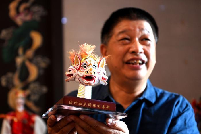 评论用户