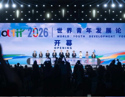 一切民族英雄都是中华民族的脊梁