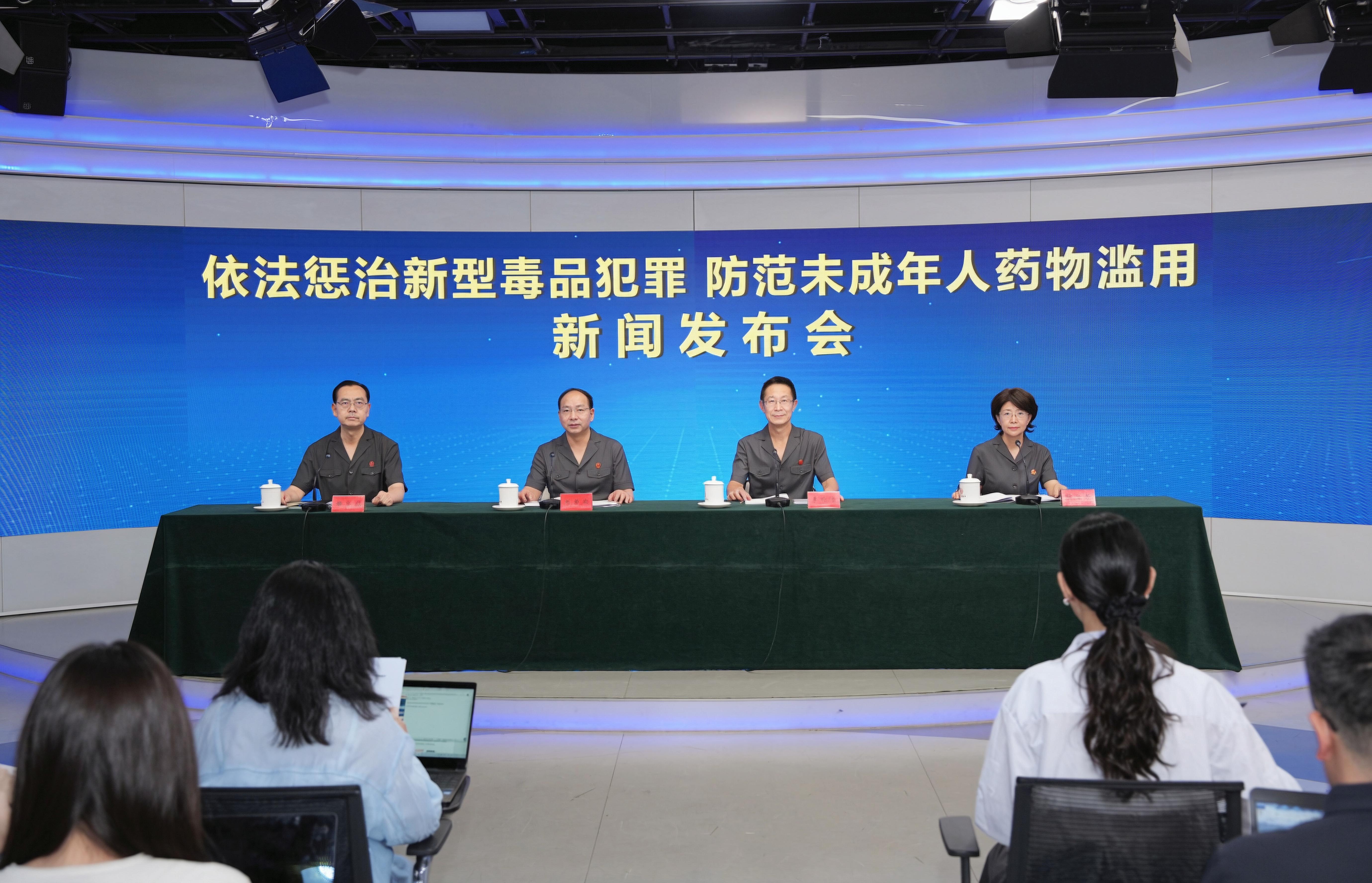 伟大征程丨以习近平党建思想为引领 奋力走好新时代“赶考”路