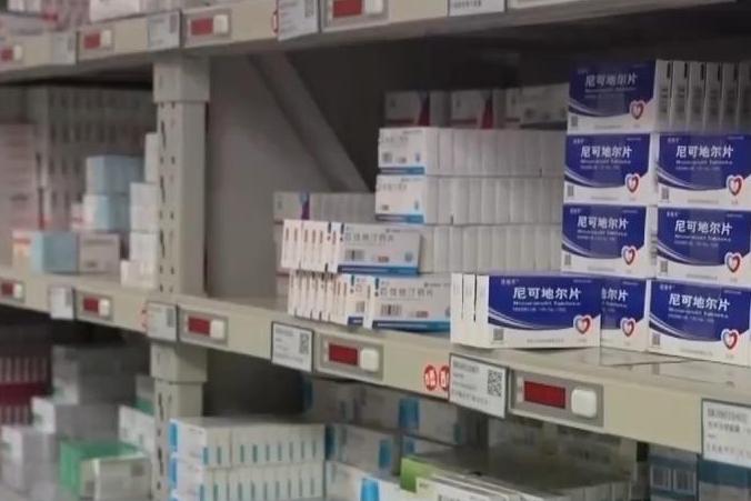 薛之谦霸王别姬弹唱