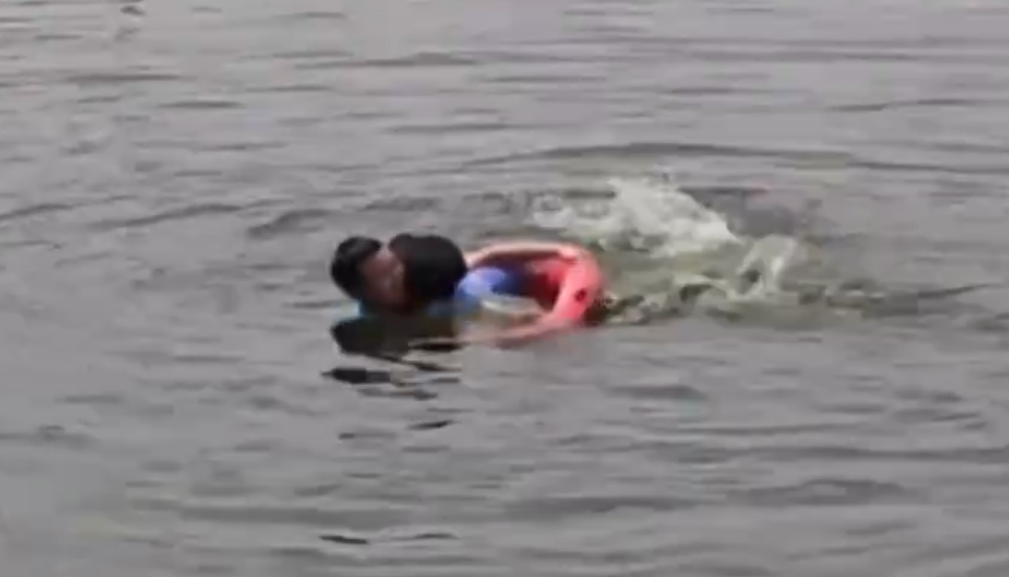 每日经济新闻