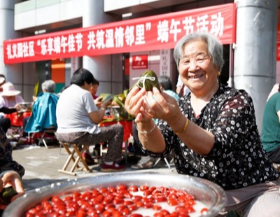 新华社评论员：牢记初心使命 永葆政治本色